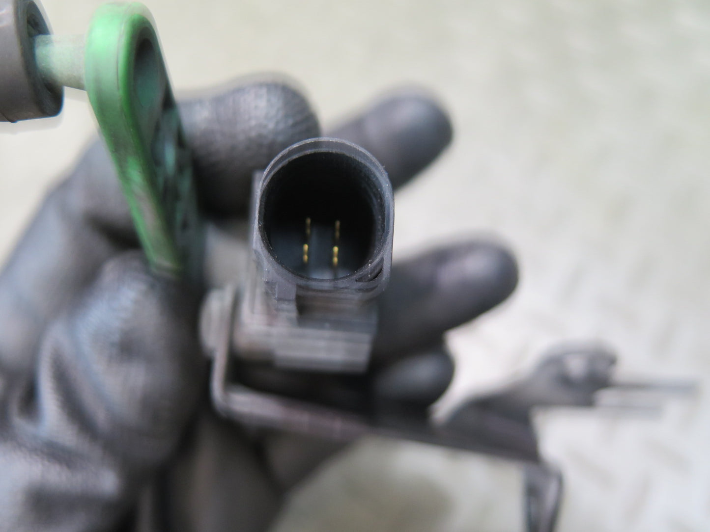 2015-2018 Porsche Macan Front Headlight Suspension Height Level Sensor Set of 2