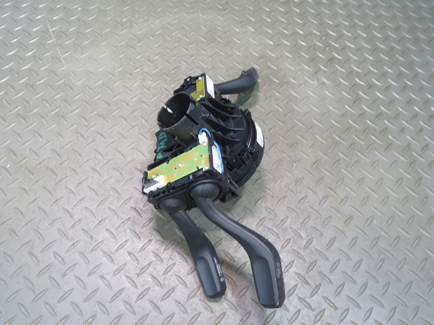 2015-2018 Porsche Macan Steering Column Turn Signal Wiper Cruise Multi Switch