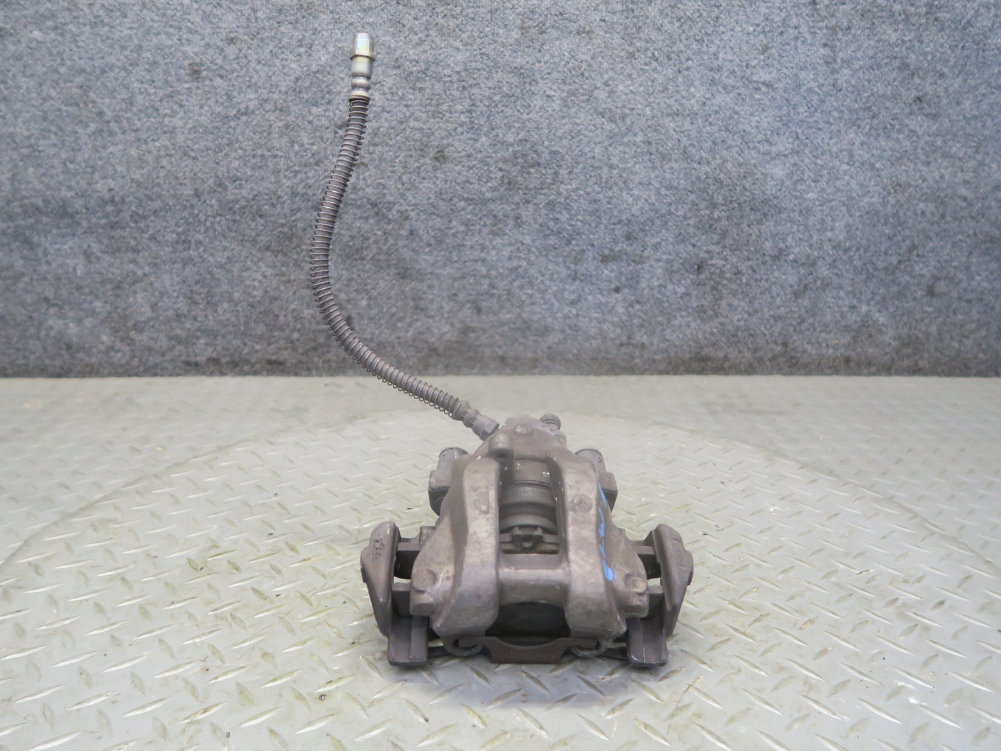 07-12 Mercedes R230 SL550 Set of 2 Rear Left & Right Brake Caliper OEM