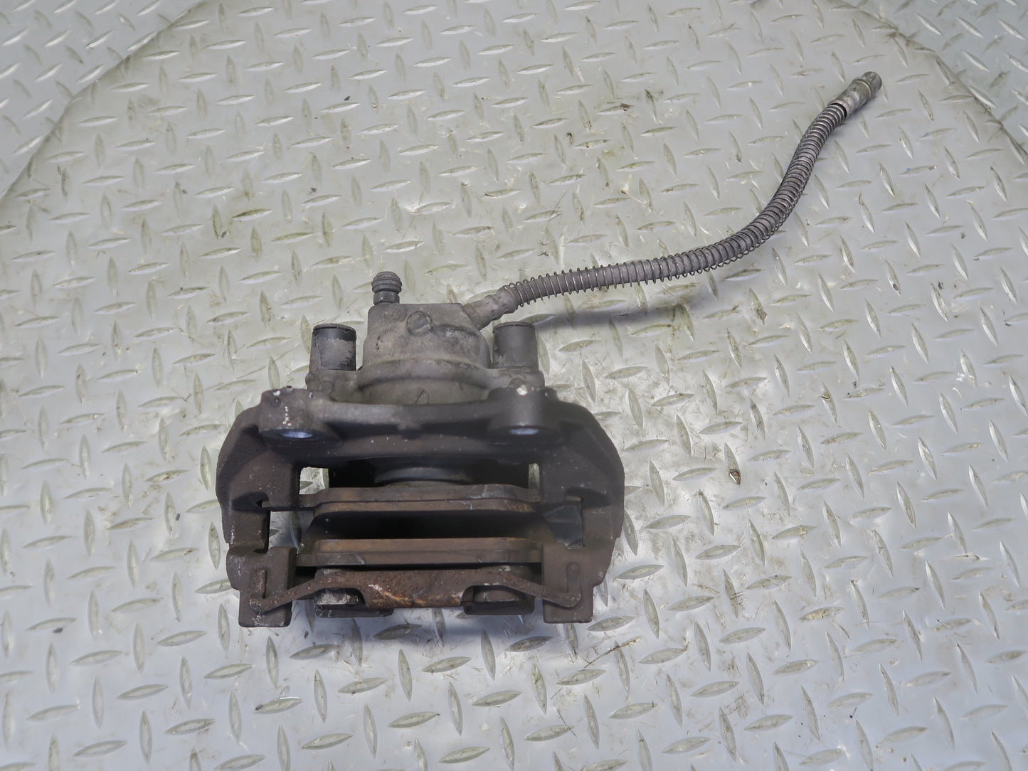 07-12 Mercedes R230 SL550 Set of 2 Rear Left & Right Brake Caliper OEM