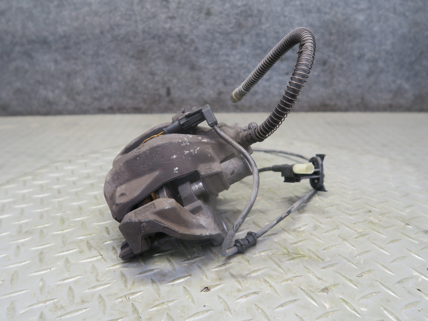07-12 Mercedes R230 SL550 Set of 2 Rear Left & Right Brake Caliper OEM
