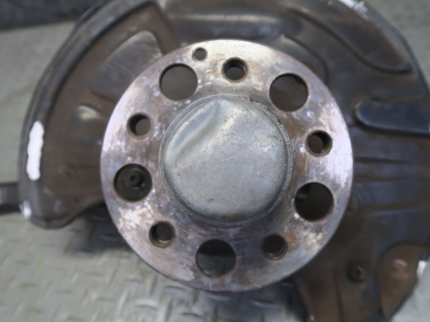 07-12 Mercedes R230 SL550 Front Right Spindle Knuckle Wheel Hub Bearing OEM