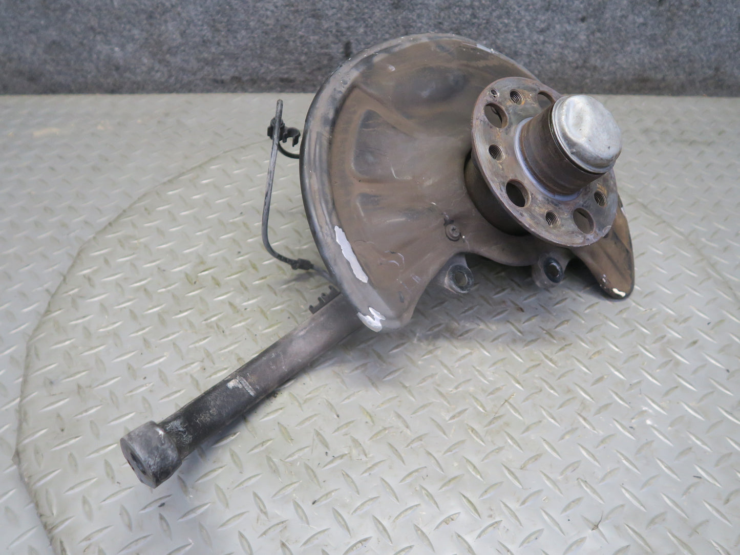 07-12 Mercedes R230 SL550 Front Right Spindle Knuckle Wheel Hub Bearing OEM
