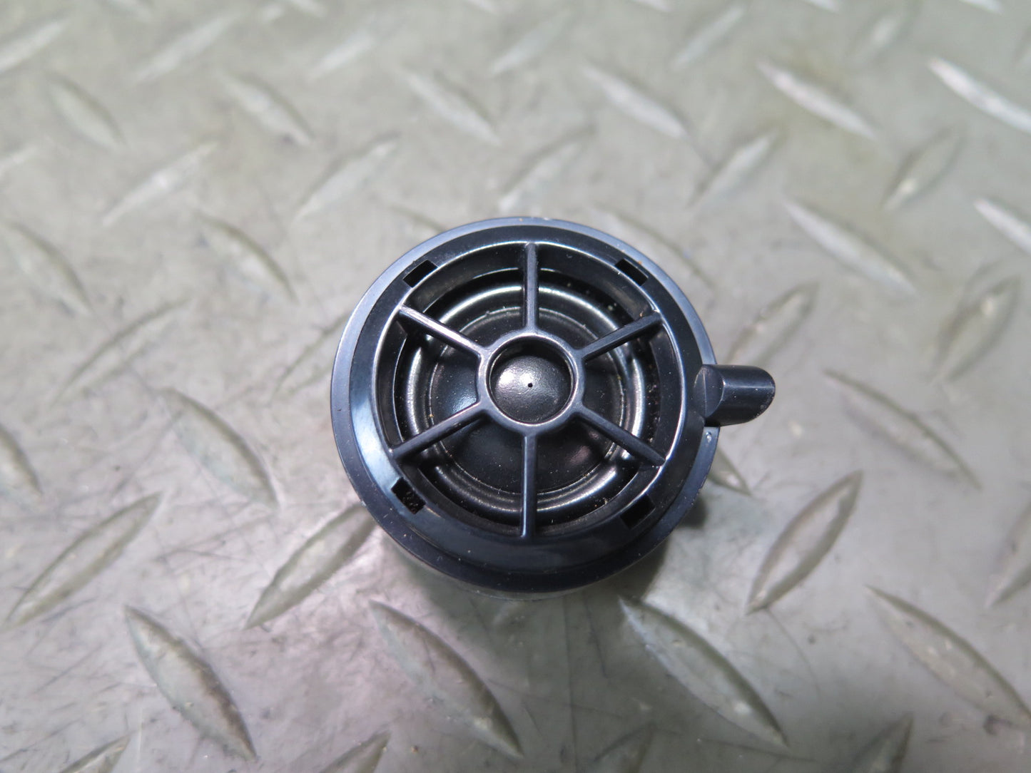 2015-2026 Porsche Macan Left & Right Side Audio Tweeter Speaker 7PP035411D Set