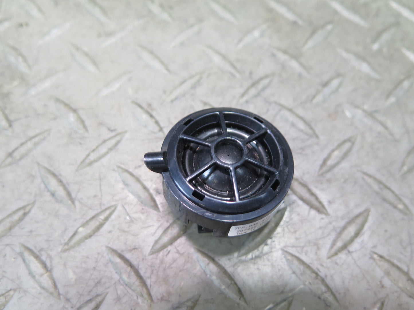 2015-2026 Porsche Macan Left & Right Side Audio Tweeter Speaker 7PP035411D Set