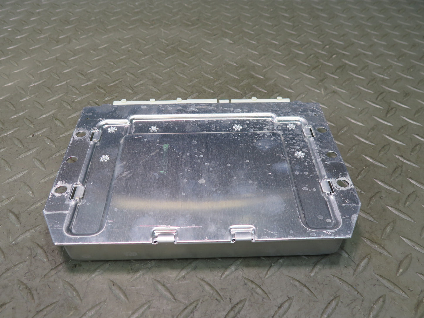 2015-2018 Porsche Macan Active Air Suspension Control Module Unit 95B907553H