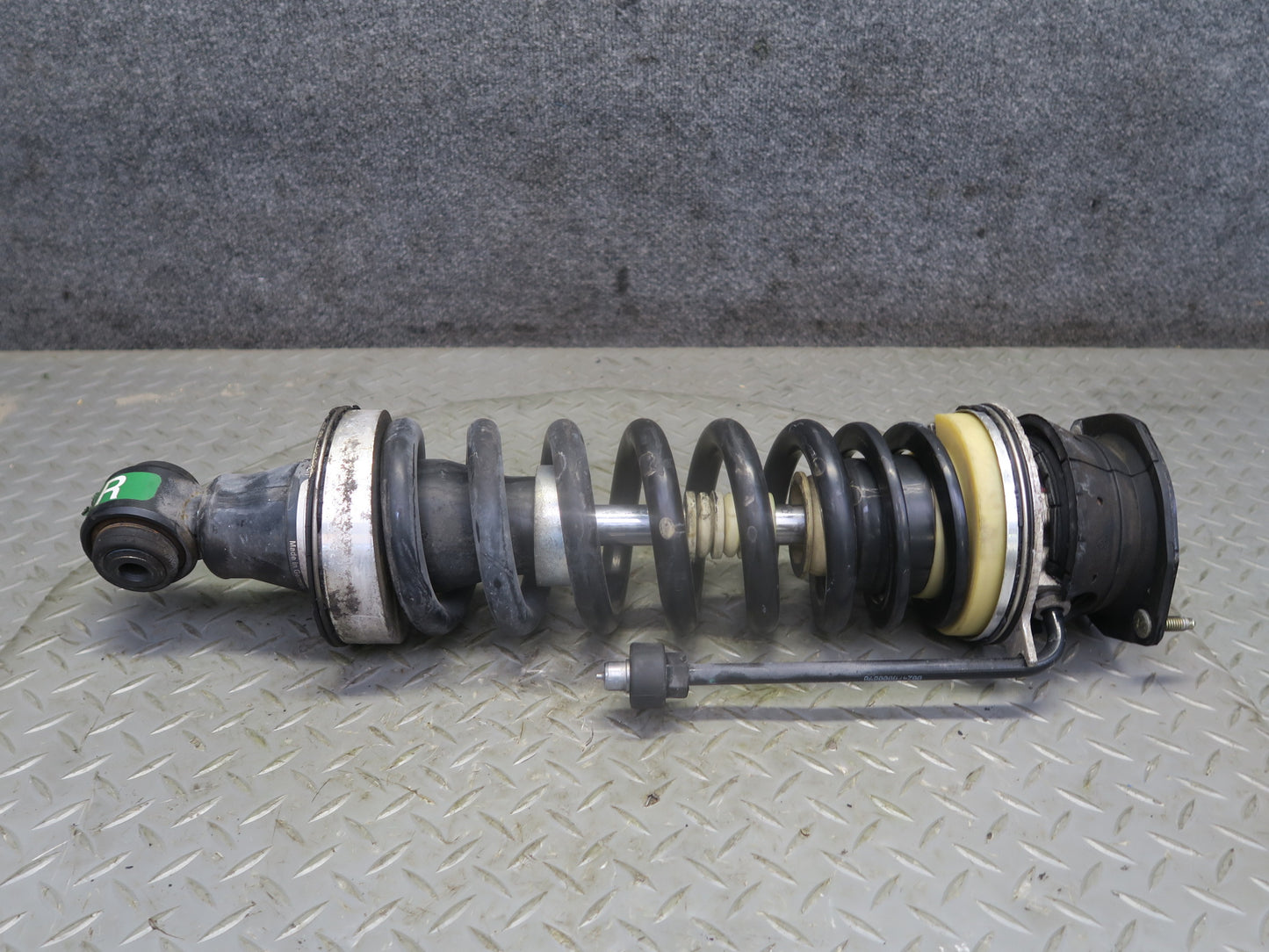 07-12 Mercedes R230 SL550 Rear Right & Left ABC Shock Strut w Spring Set OEM