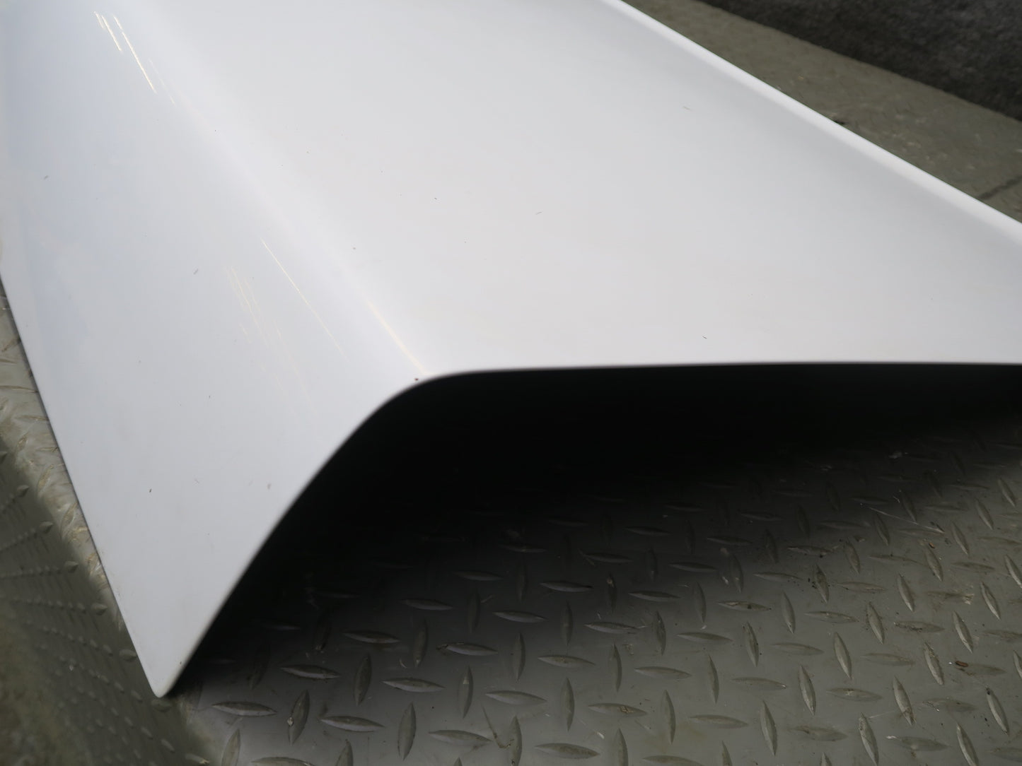 86-91 Mercedes W126 560SEL Sedan Rear Trunk Deck Lid Shell Panel White OEM