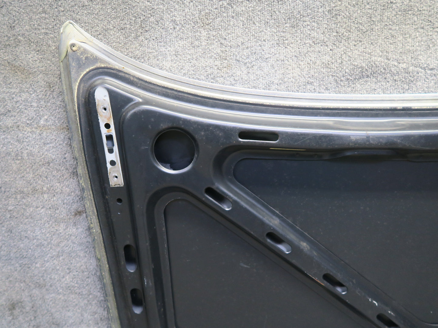 86-91 Mercedes W126 560SEL Sedan Rear Trunk Deck Lid Shell Panel White OEM