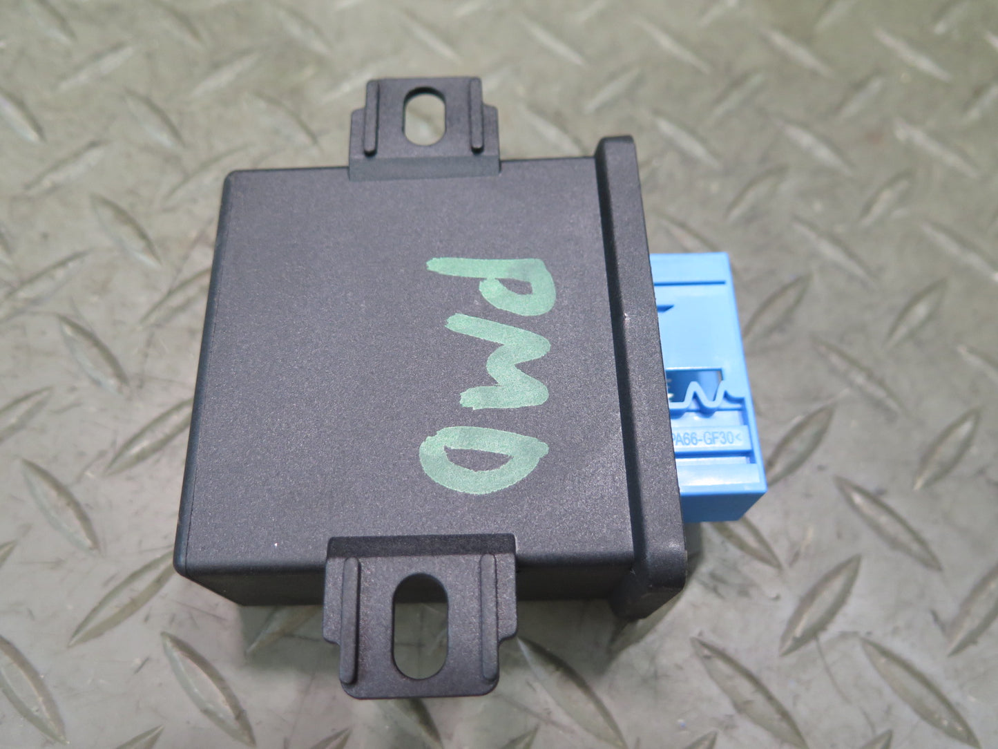 2015-2018 Porsche Macan Headlight Range Control Module 7PP907357K