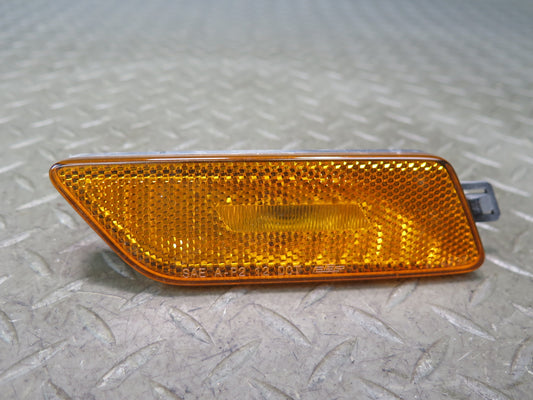 2015-2018 Porsche Macan Front Right Side Marker Light Lamp