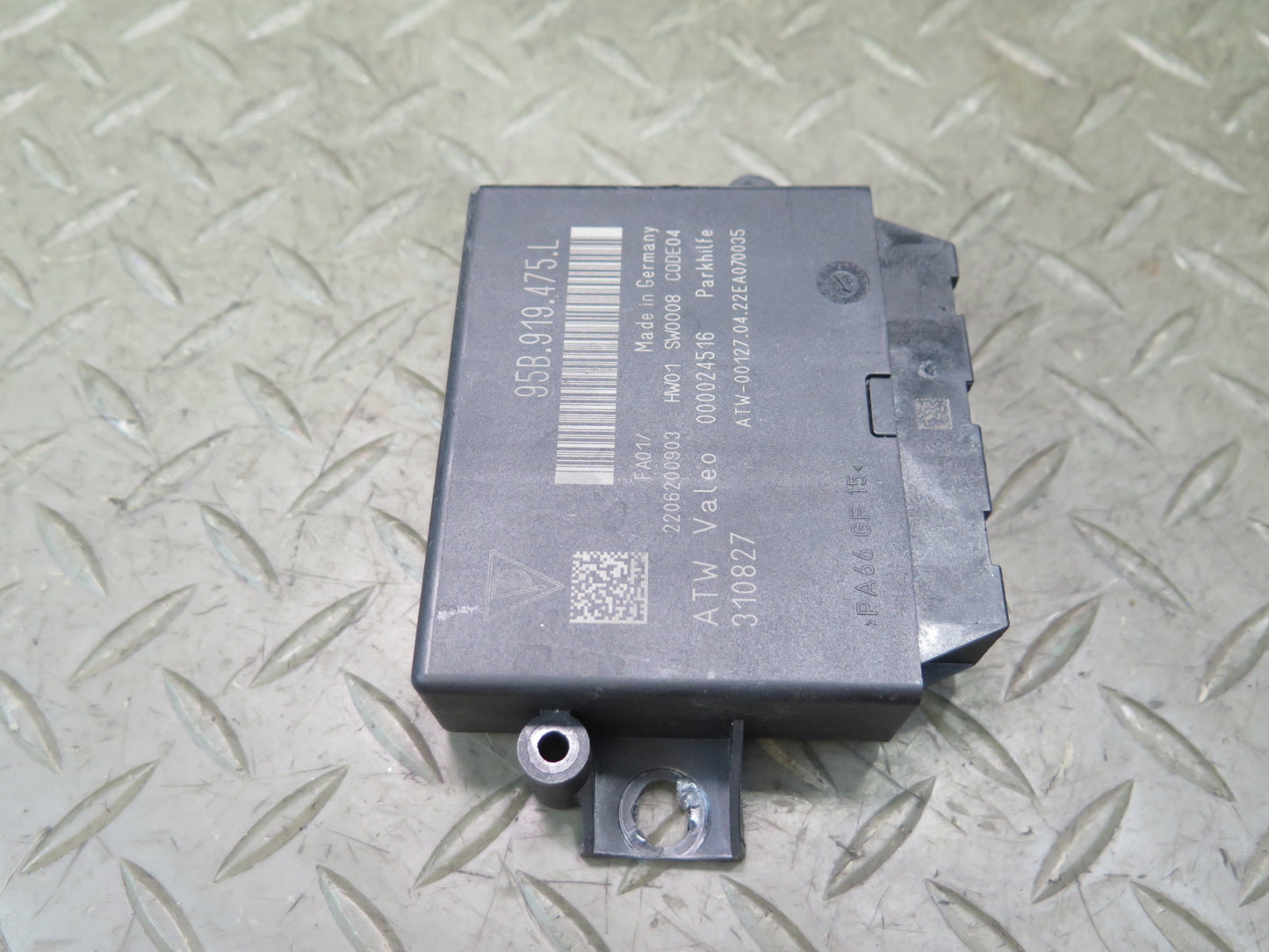 2017-2018 Porsche Macan Parking Assist Control Module 95B919475L
