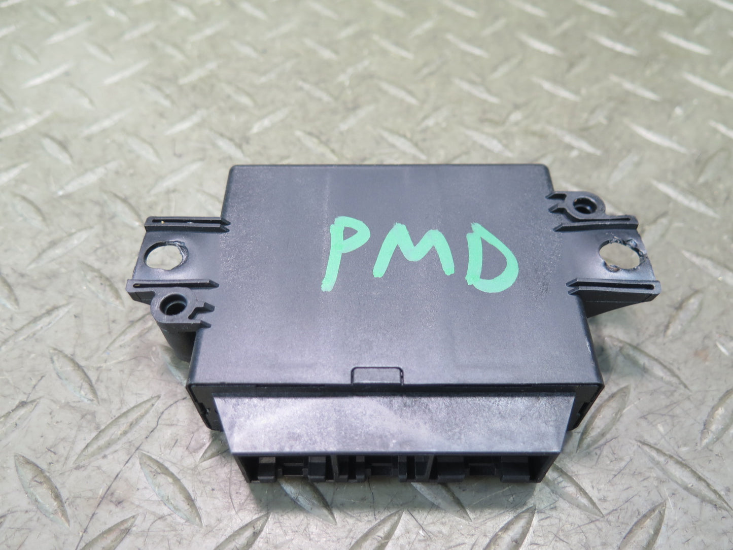 2017-2018 Porsche Macan Parking Assist Control Module 95B919475L