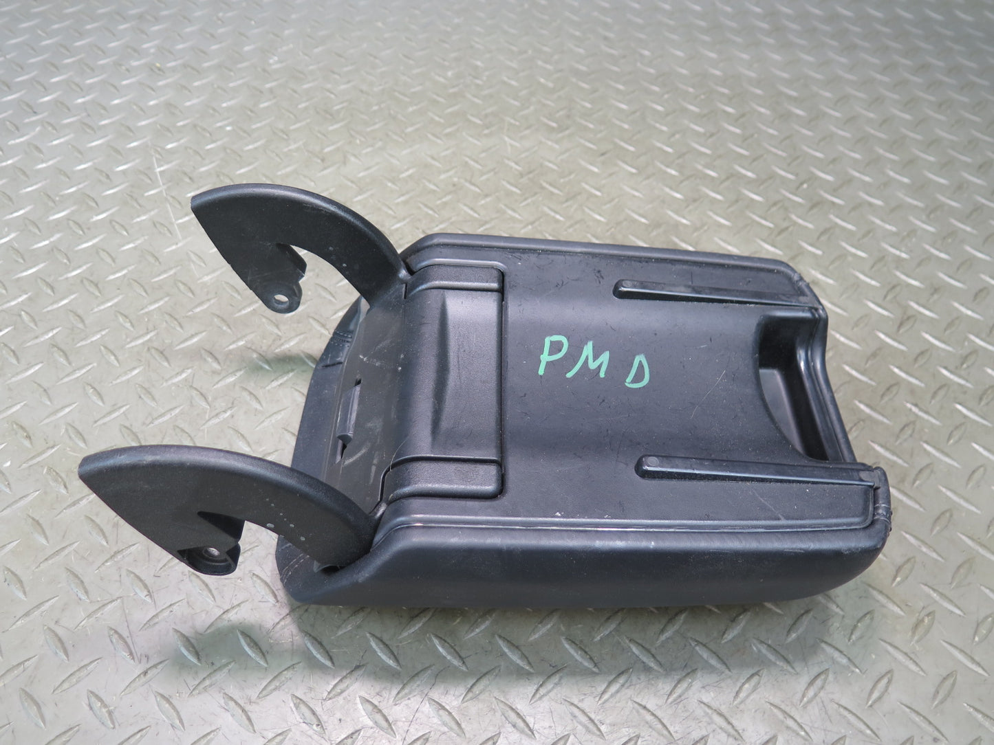 2015-2018 Porsche Macan Front Center Console Armrest Lid Cover Black