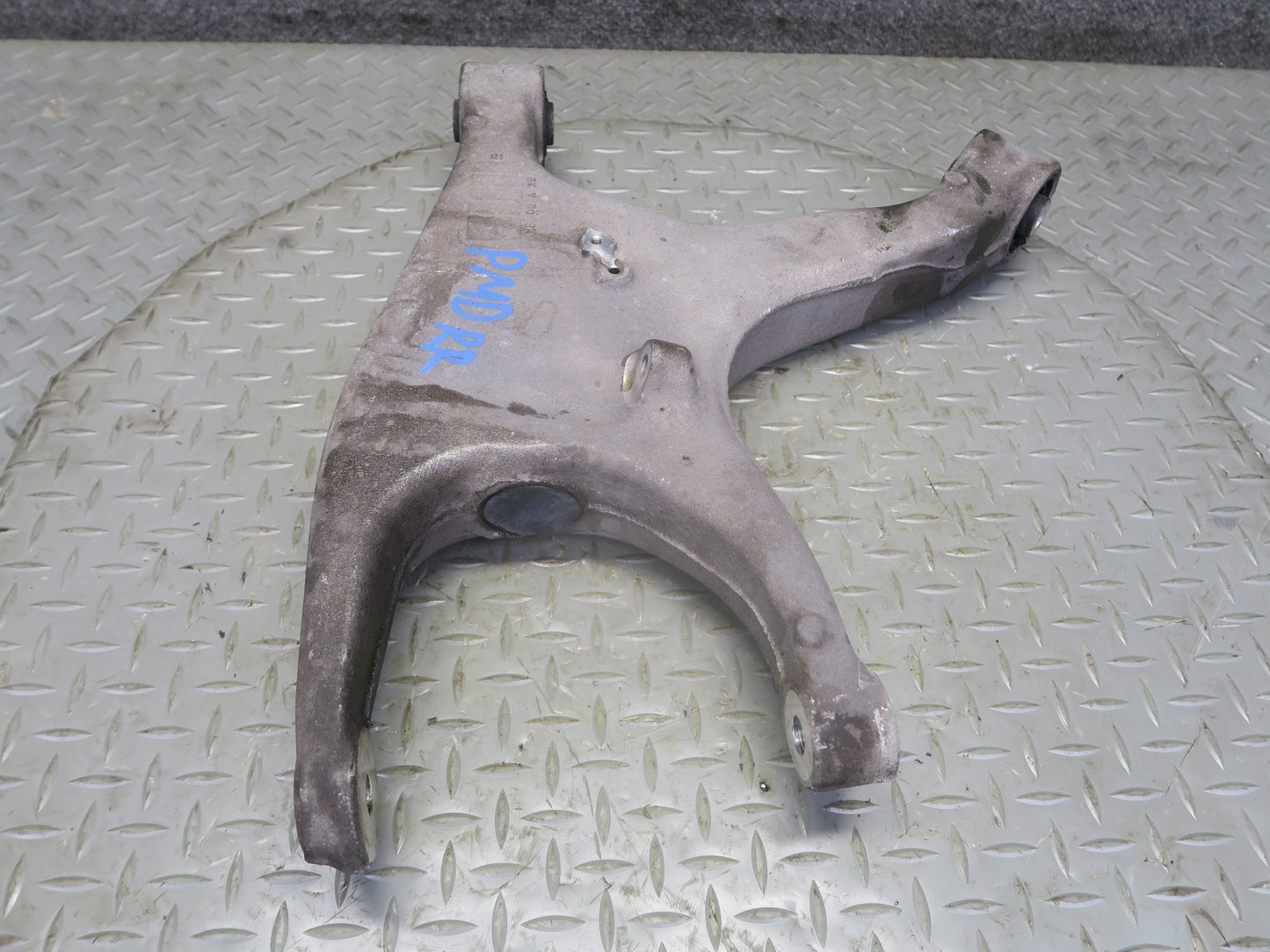2015-2026 Porsche Macan AWD Rear Right Upper & Lower Control Arm Set 86K Miles
