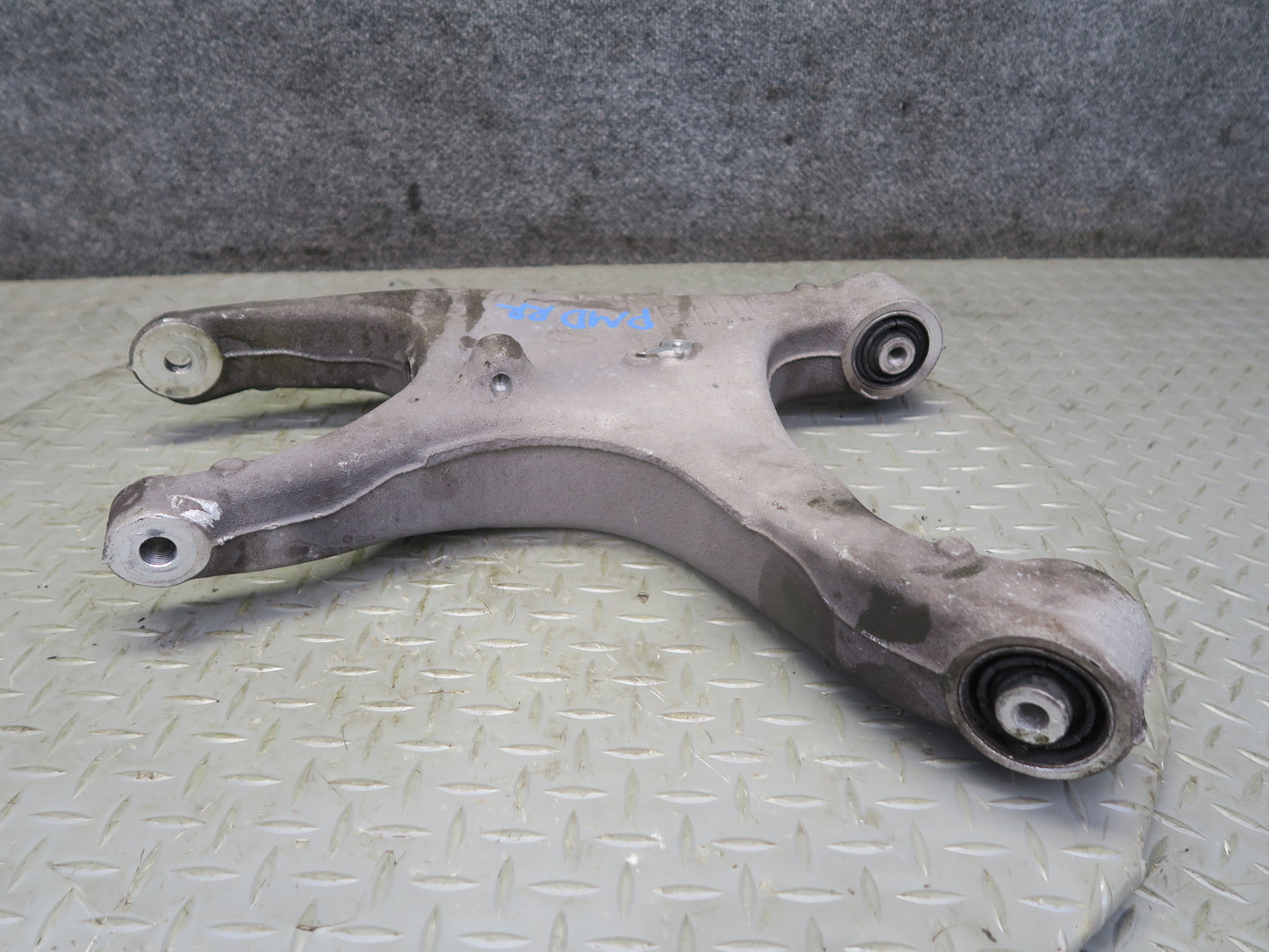2015-2026 Porsche Macan AWD Rear Right Upper & Lower Control Arm Set 86K Miles