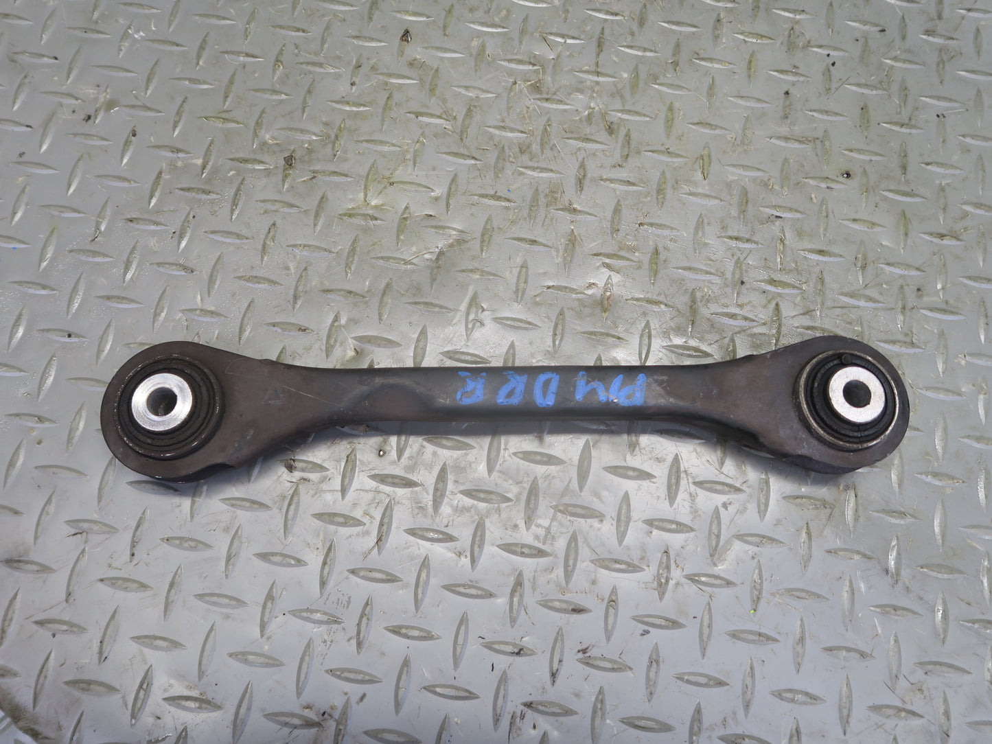 2015-2026 Porsche Macan AWD Rear Right Upper & Lower Control Arm Set 86K Miles