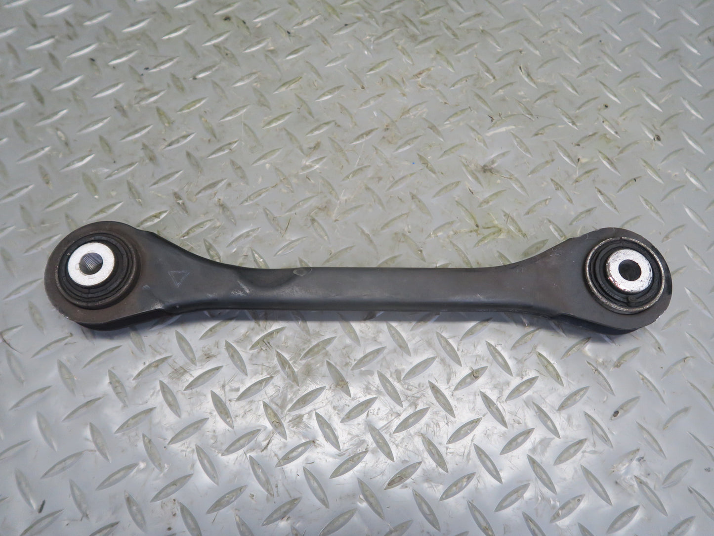 2015-2026 Porsche Macan Rear Left Upper & Lower Control Arm Set 86K Miles
