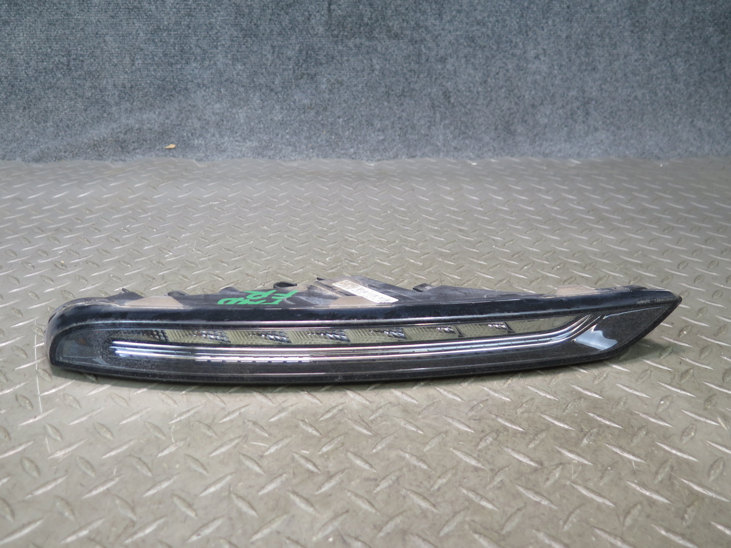 2015-2018 Porsche Macan S GTS Front Right Bumper LED Daytime Running Light Lamp