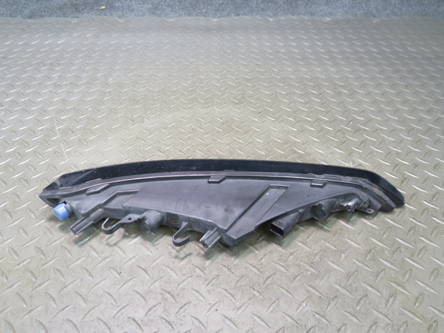 2015-2018 Porsche Macan S GTS Front Right Bumper LED Daytime Running Light Lamp