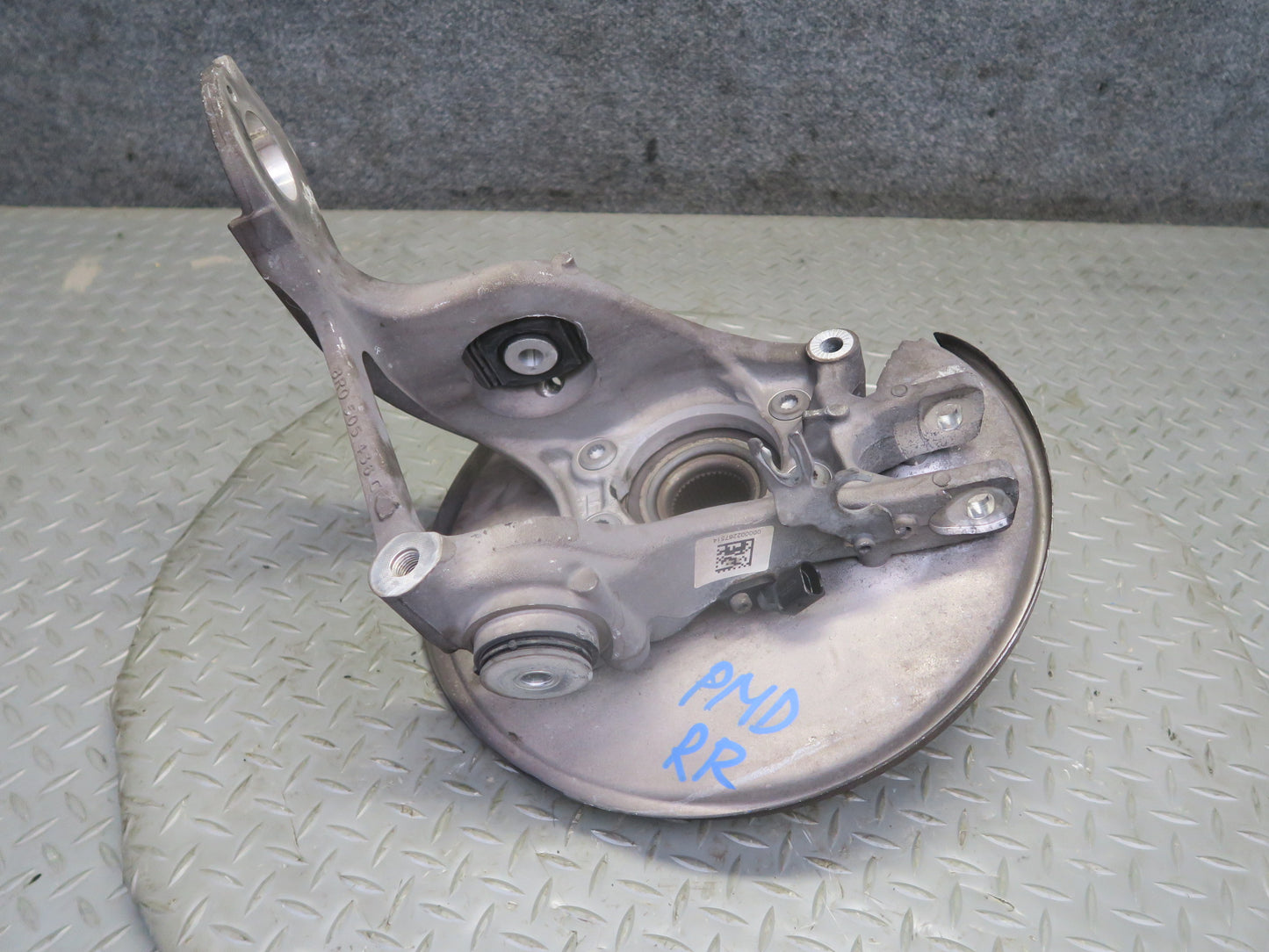 2015-2018 Porsche Macan AWD Rear Right Spindle Knuckle Wheel Hub Bearing