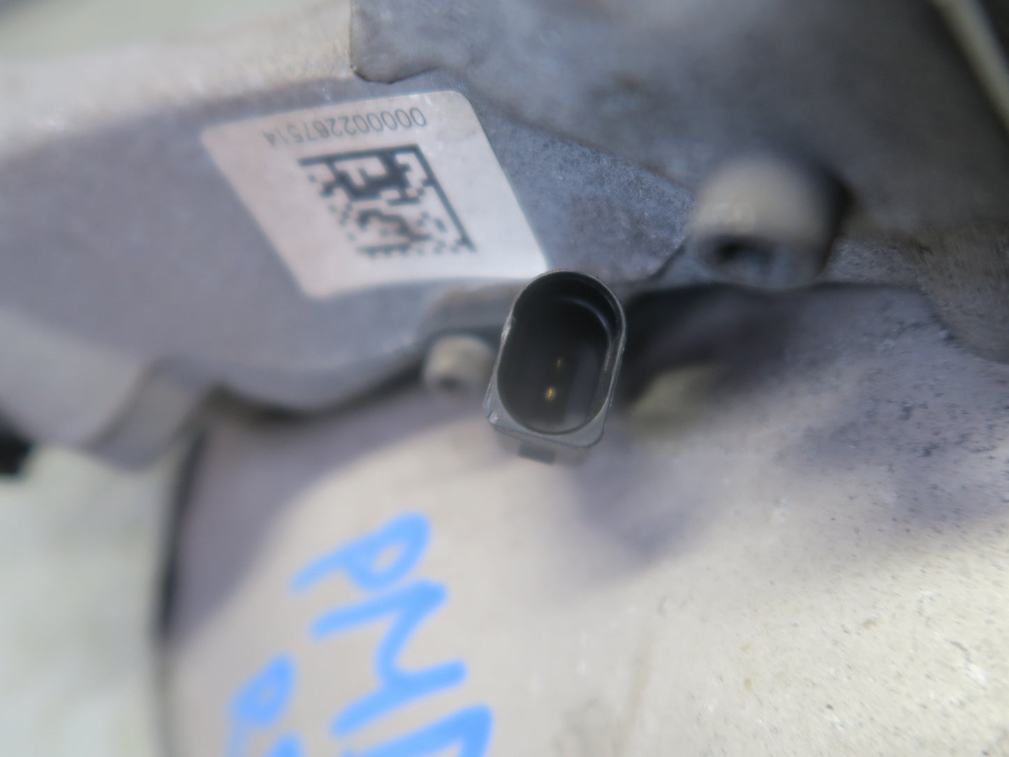 2015-2018 Porsche Macan AWD Rear Right Spindle Knuckle Wheel Hub Bearing