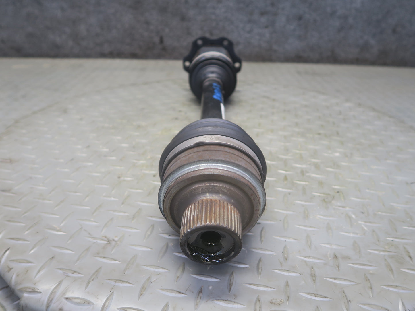 2015-2018 Porsche Macan AWD Front Left or Right Axle Shaft 95B407271D 86K Miles