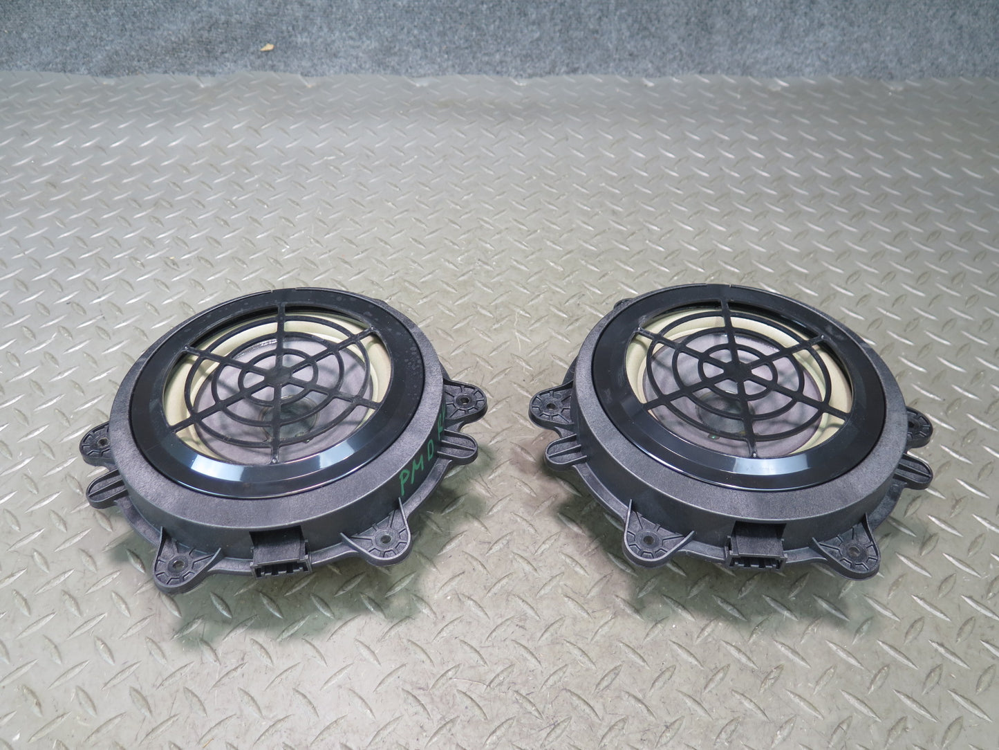 2015-2026 Porsche Macan Rear Left & Right Side Door Audio Speaker Bose Set