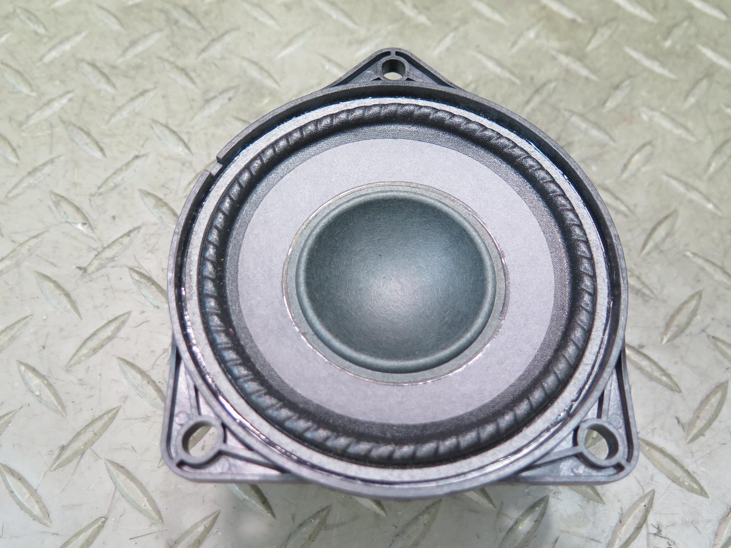 2015-2018 Porsche Macan Front Left & Right Door Bose Speaker Set of 2