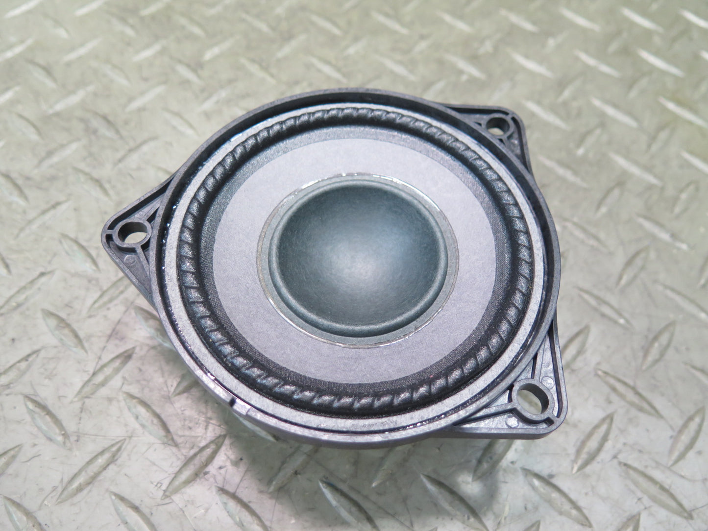2015-2018 Porsche Macan Front Left & Right Door Bose Speaker Set of 2