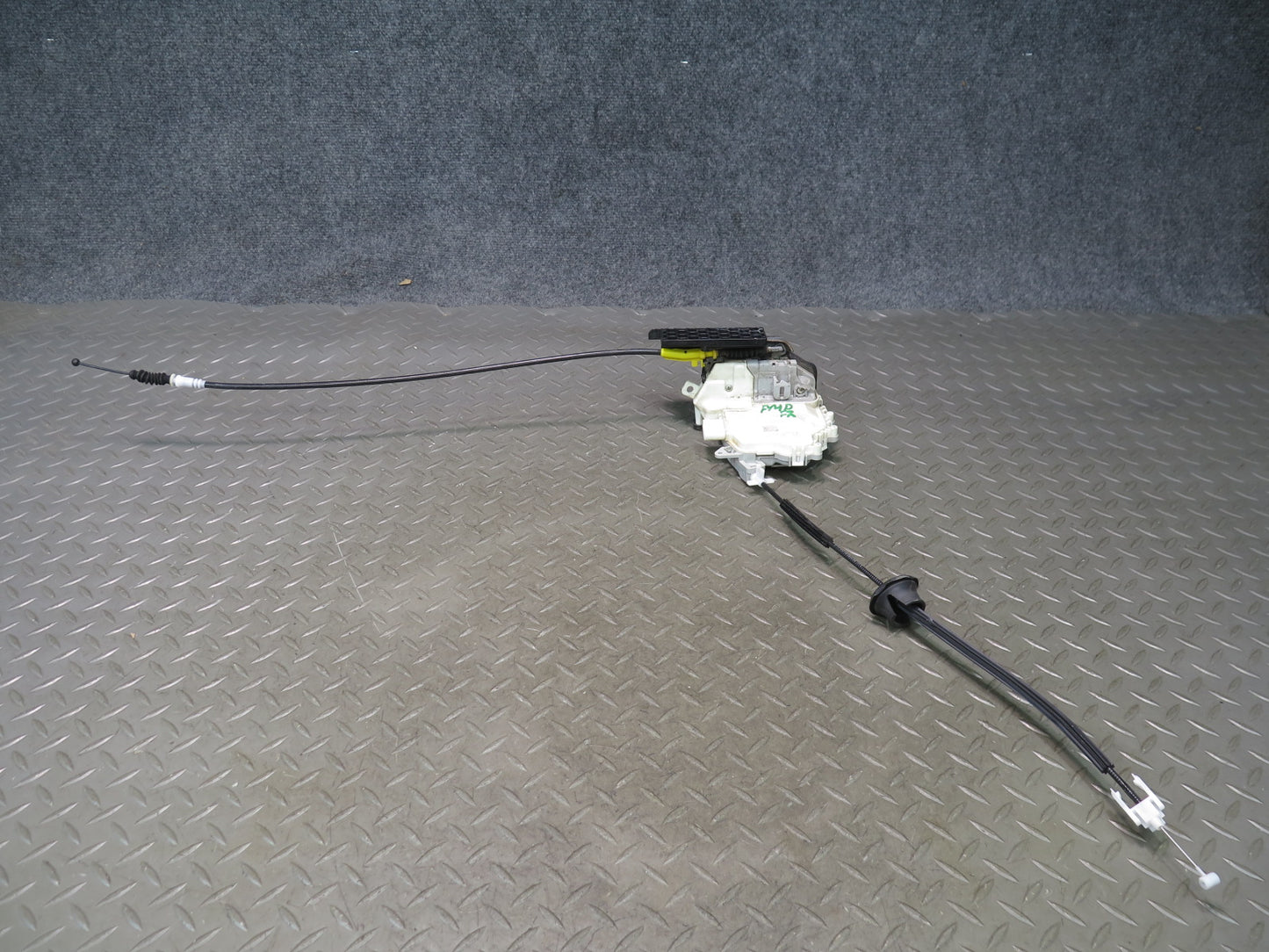 2015-2025 Porsche Macan Front Right Door Lock Latch Actuator w Cable
