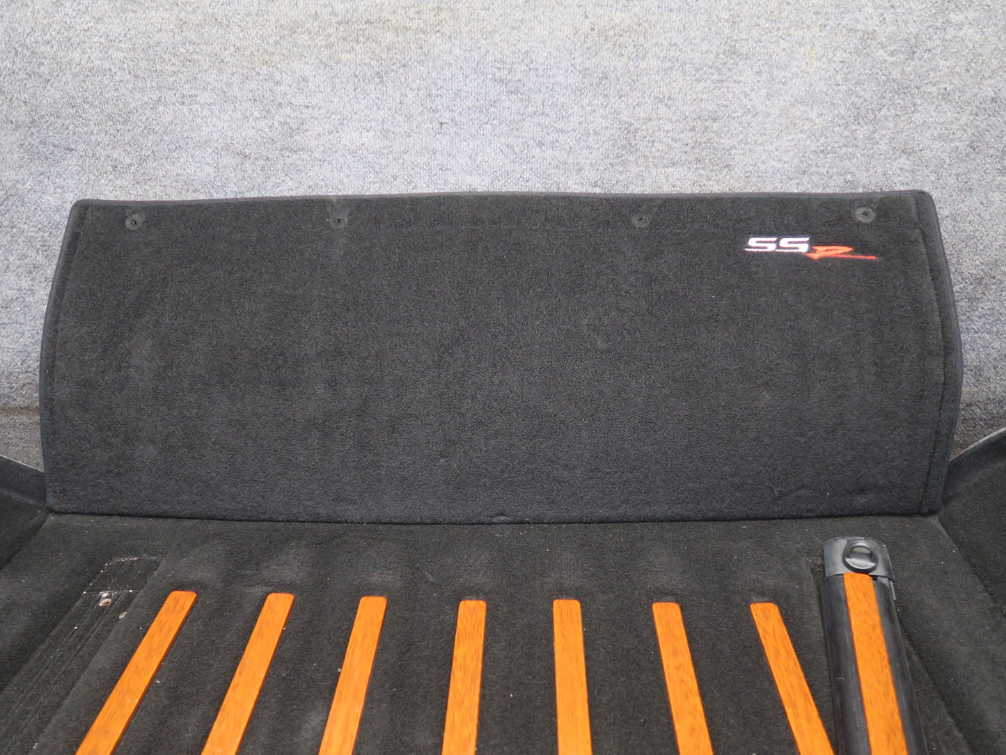03-06 Chevrolet SSR Rear BED Carpet Liner w Wood Grain Strips OEM