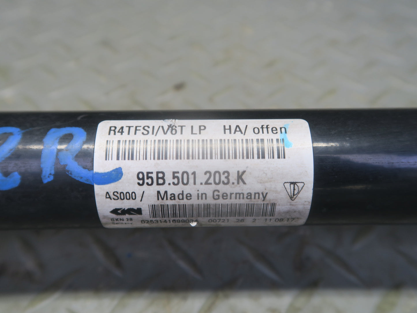 2015-2018 Porsche Macan Rear Right Pass Side Axle Half Shaft 95B501203K