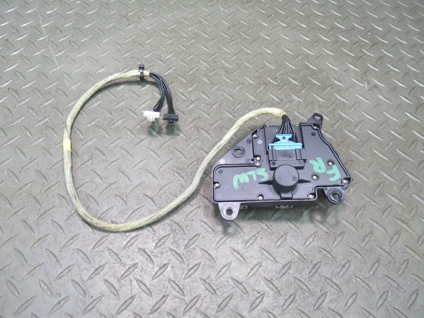 03-08 Mercedes R230 Sl-class Front Right Seat Adjustment Switch 2308211251 OEM