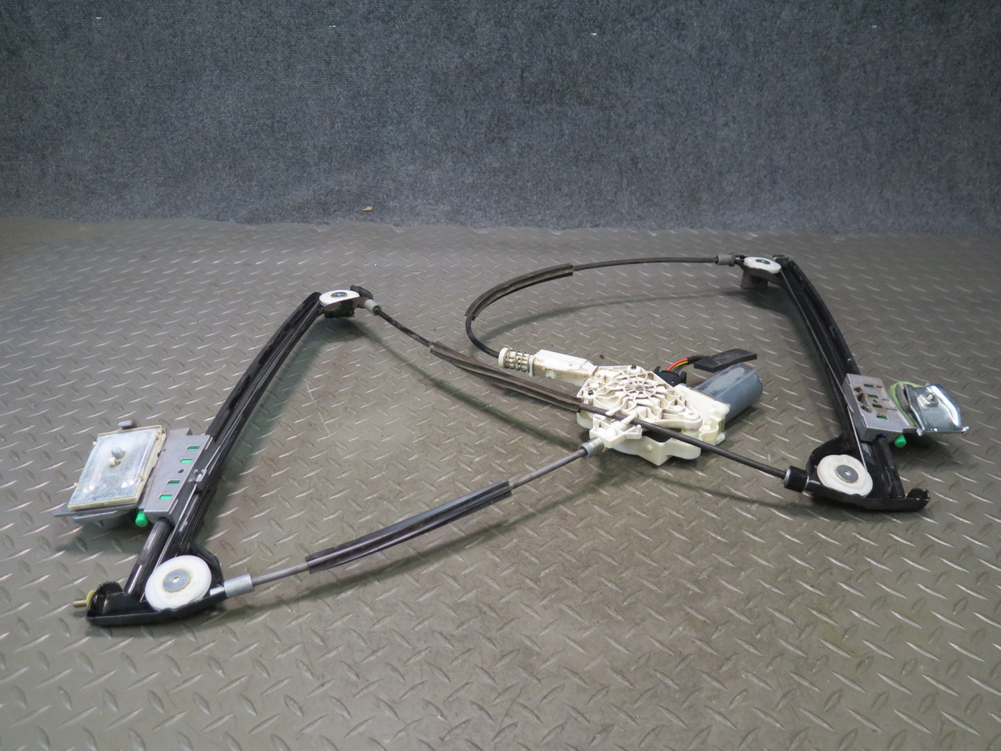 03-12 Mercedes R230 Sl-class Left Driver Door Window Regulator w Motor OEM