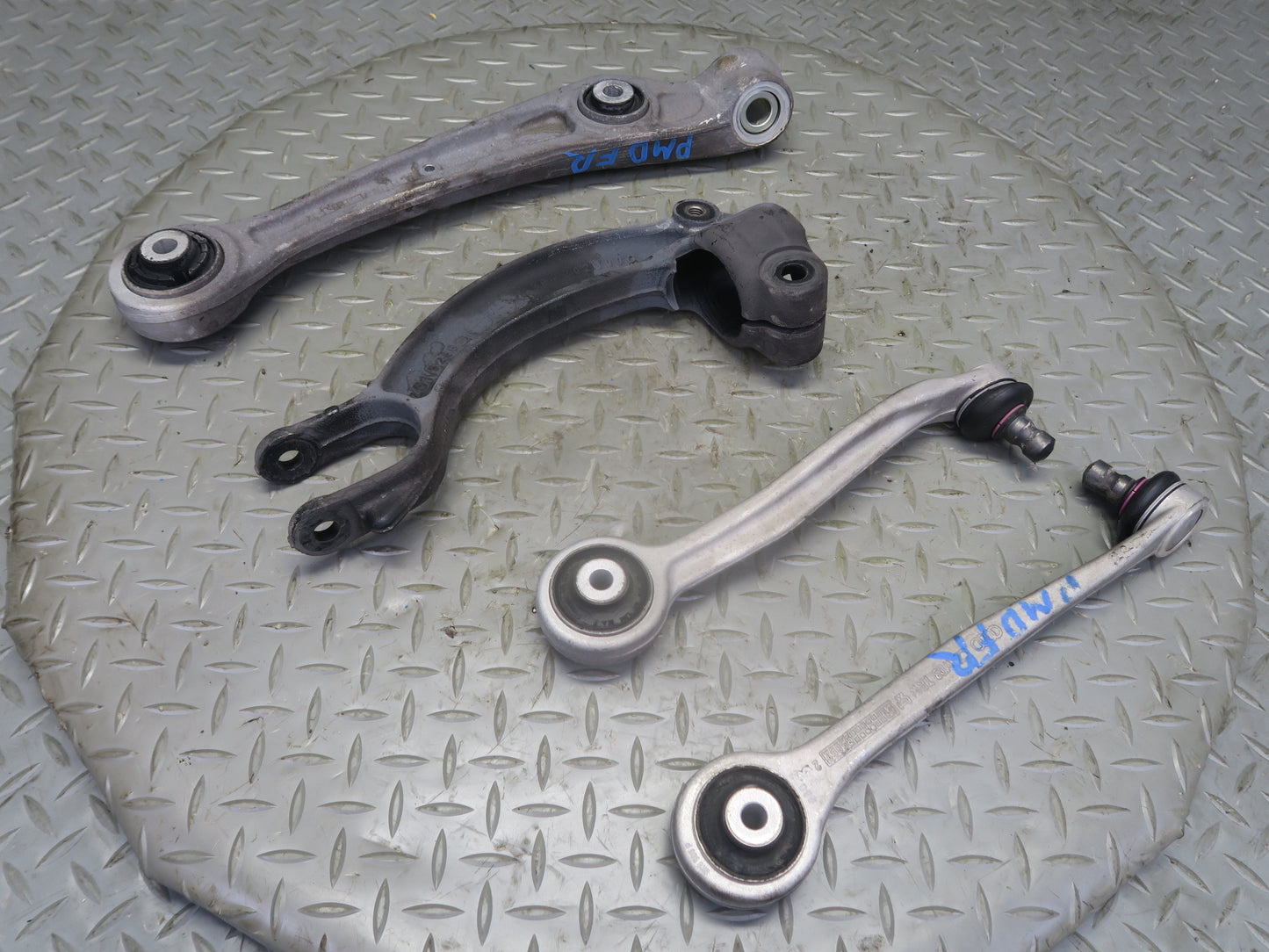 2015-2018 Porsche Macan AWD Front Right Upper & Lower Control Arm Set 86K Miles