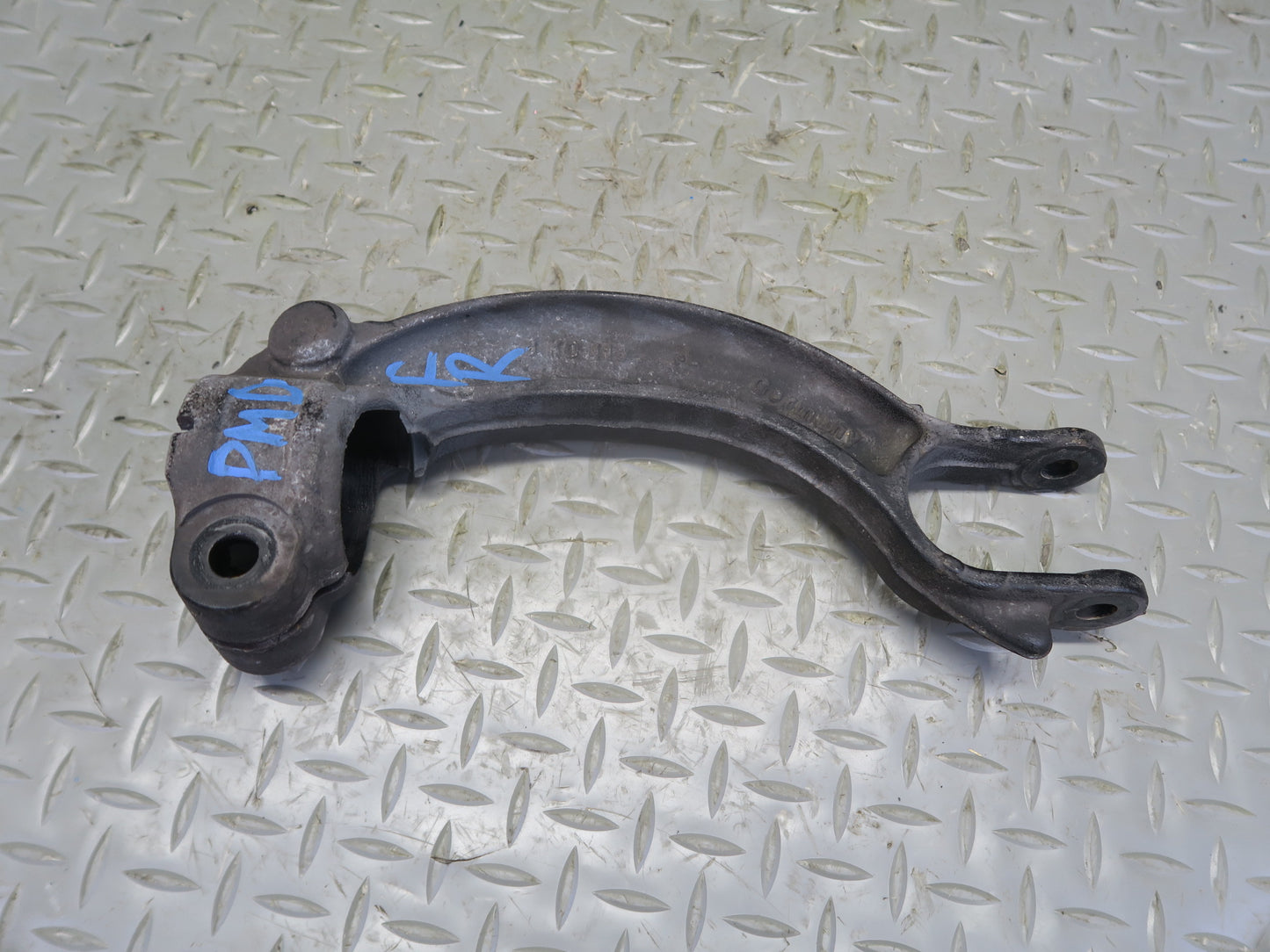 2015-2018 Porsche Macan AWD Front Right Upper & Lower Control Arm Set 86K Miles