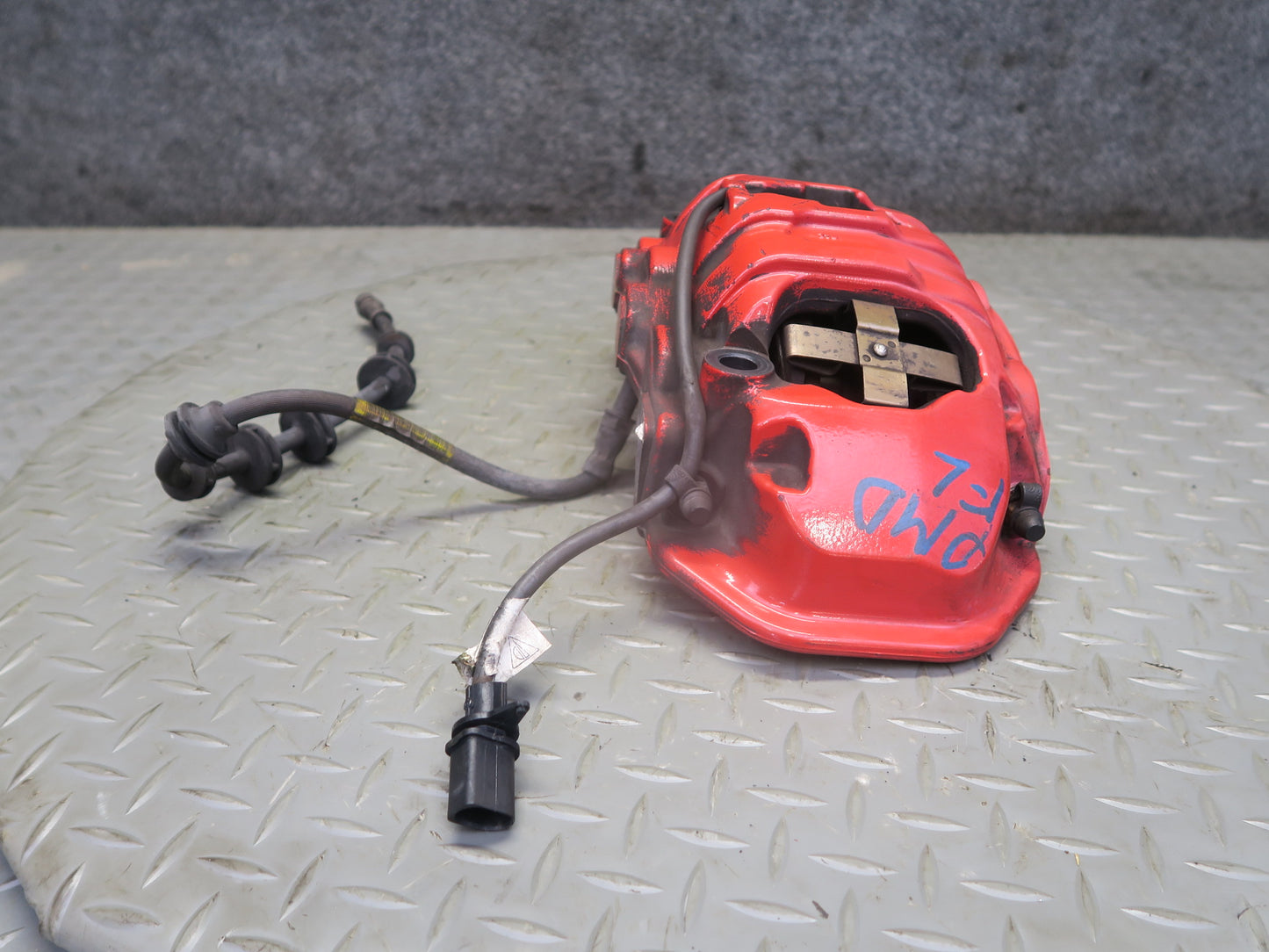 2015-2018 Porsche Macan GTS Front Left & Right Brembo Brake Caliper Set of 2 87K