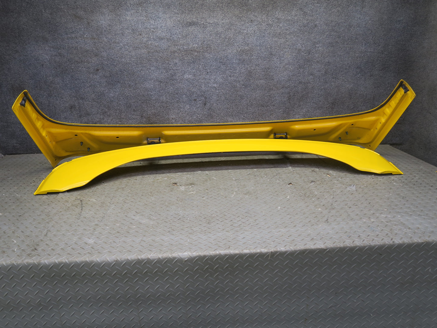 03-06 Chevrolet SSR Rear Tonneau Panel w Roof Stowage Cover Flipper Assy OEM