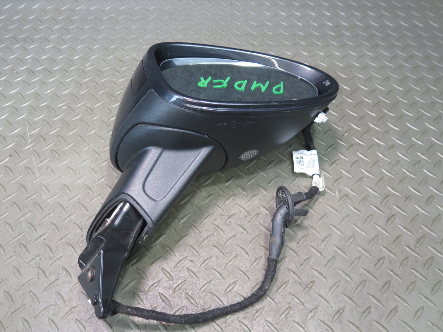 2015-2018 Porsche Macan Right Exterior Side View Mirror W/ Blind Spot 95B857508F