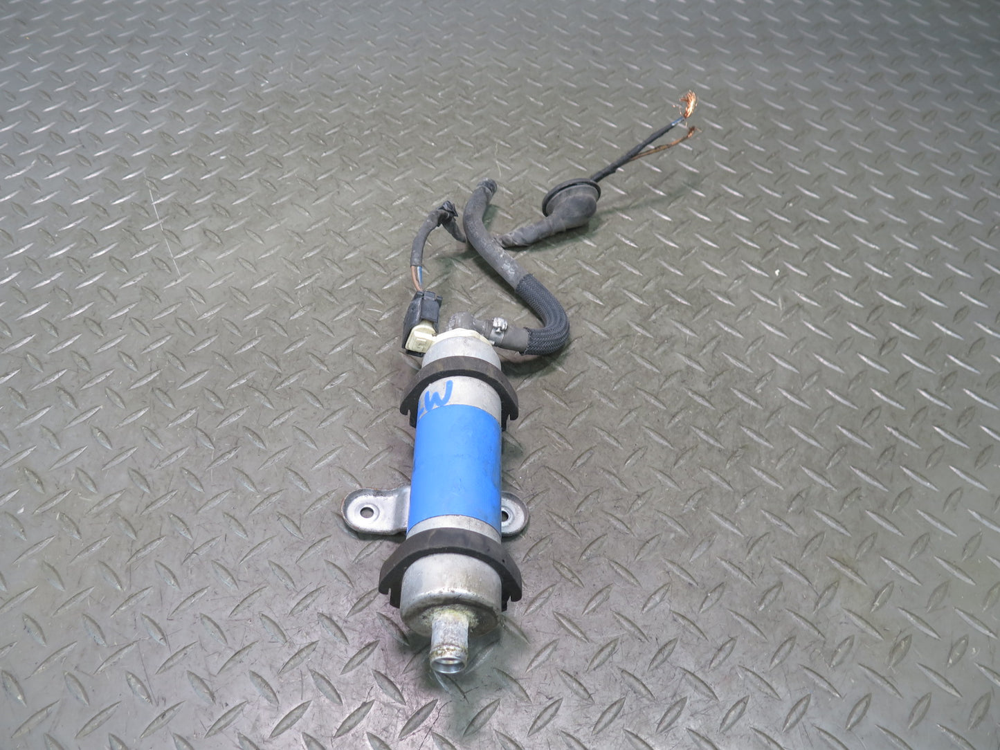 03-12 Mercedes R230 Sl-class Auxiliary AUX Gas Fuel Pump 0004780401 OEM