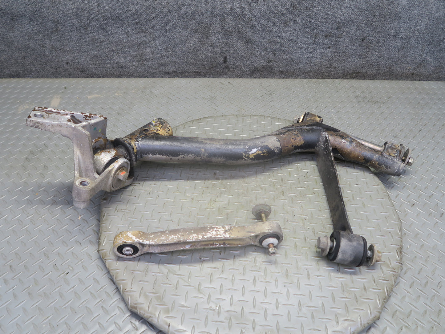 1984-1995 Porsche 928 S4 Rear Left Upper & Lower Control Arm Set of 2