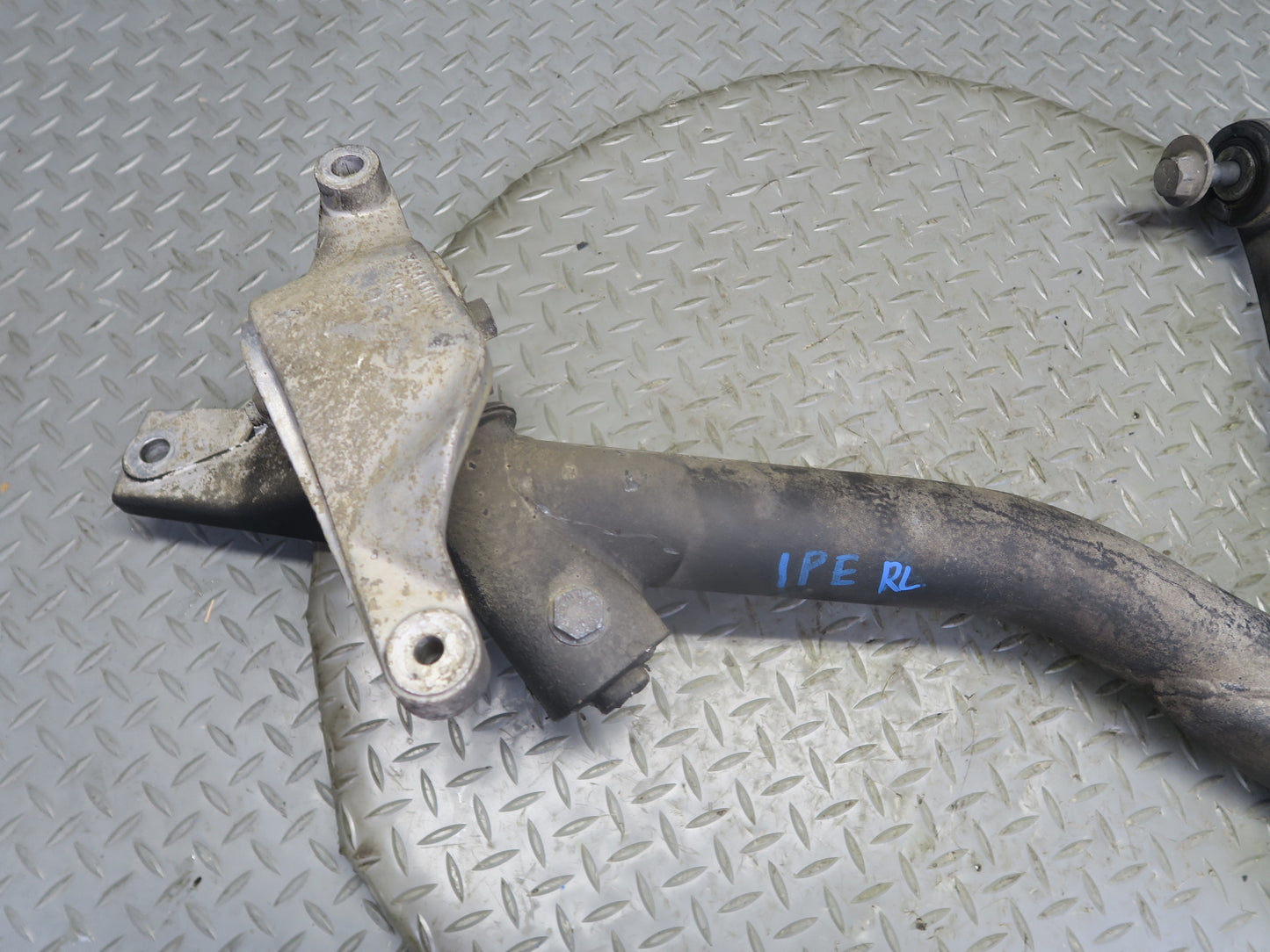 1984-1995 Porsche 928 S4 Rear Left Upper & Lower Control Arm Set of 2