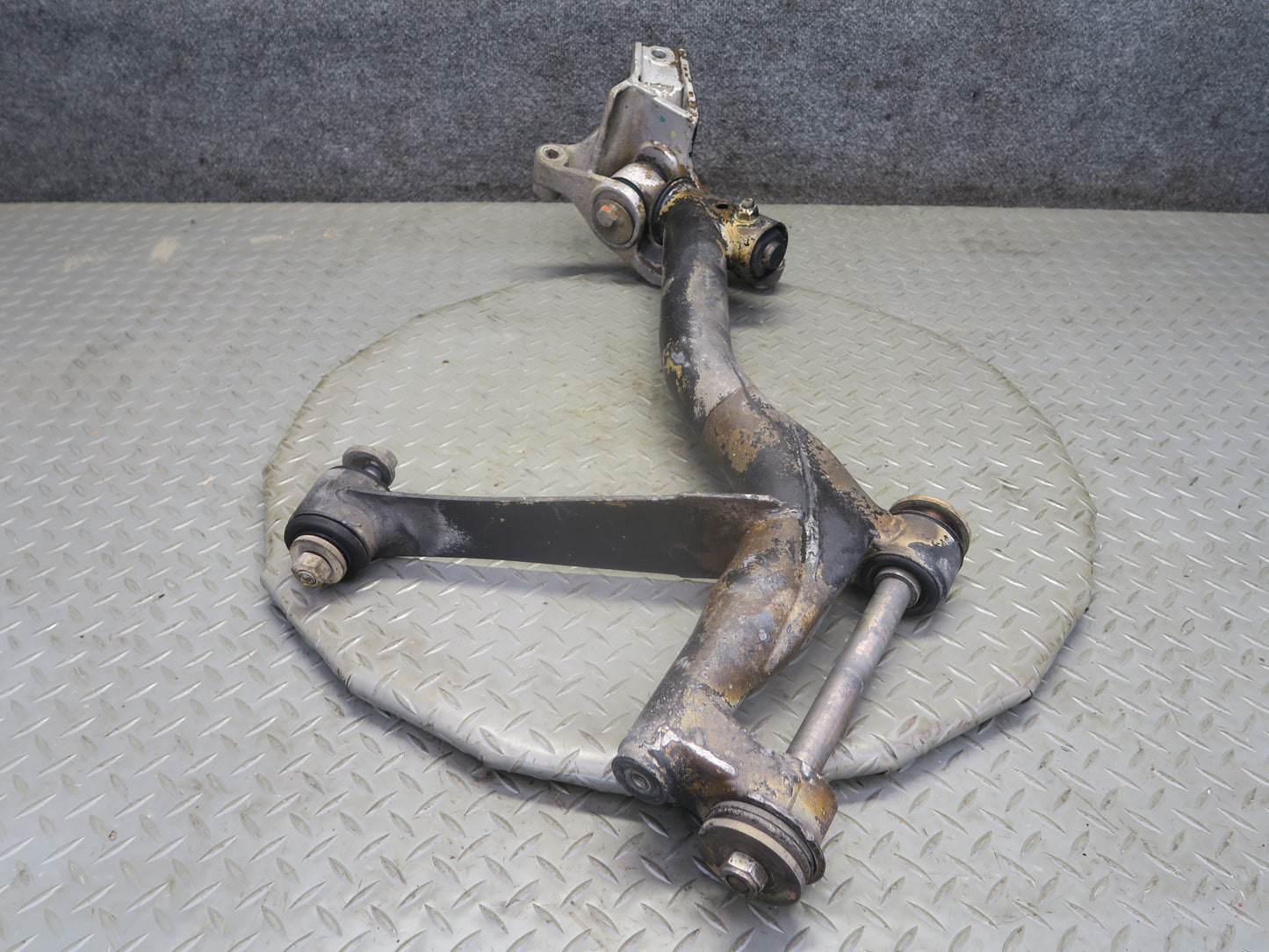 1984-1995 Porsche 928 S4 Rear Left Upper & Lower Control Arm Set of 2