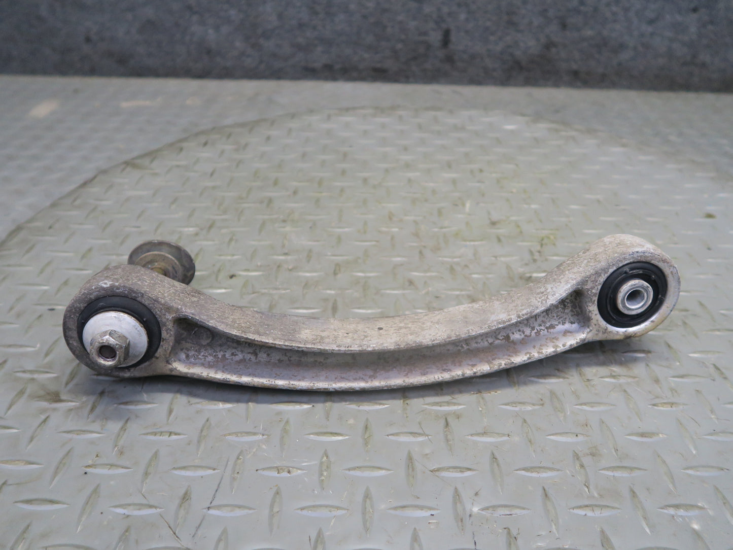 1984-1995 Porsche 928 S4 Rear Left Upper & Lower Control Arm Set of 2
