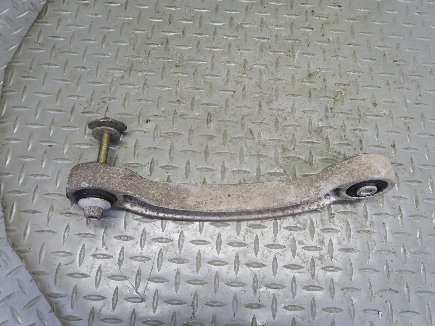 1984-1995 Porsche 928 S4 Rear Left Upper & Lower Control Arm Set of 2
