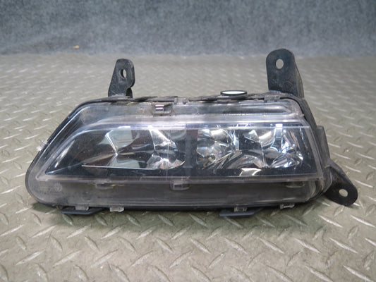 2015-2018 Porsche Macan Front Right Passenger Side Fog Light Lamp