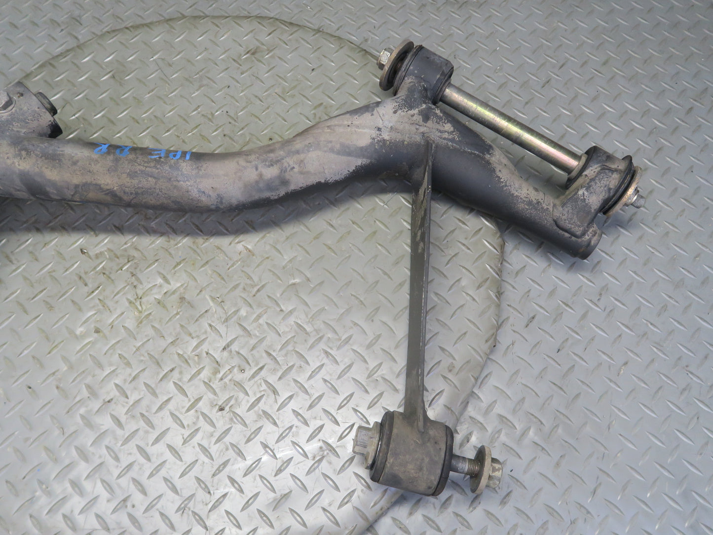 1984-1995 Porsche 928 S4 Rear Right Upper & Lower Control Arm Set of 2
