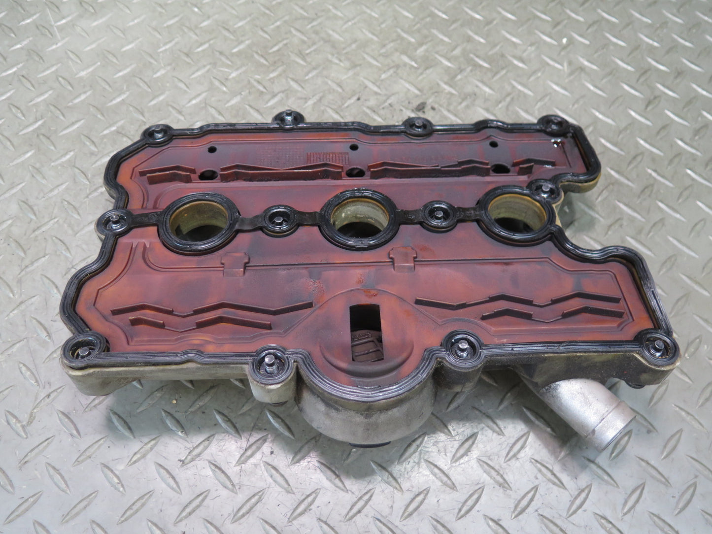2015-2018 Porsche Cayenne 958 Hybrid Engine Motor Left Cylinder Head Valve Cover