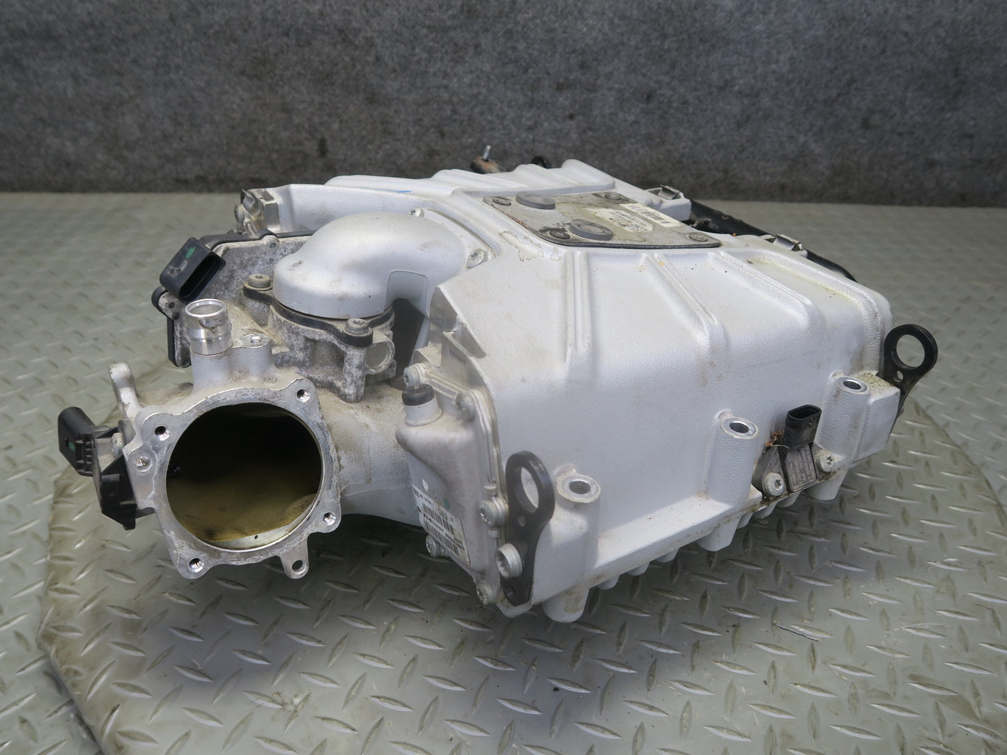 2015-2018 Porsche Cayenne 958 Hybrid 3.0L Supercharger Assembly 06E145621E